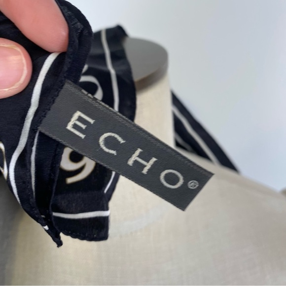 Vtg Echo 1999 2000 2001 Y2K Design Silk Scarf 21" x 21 1/2" Square Black White* - Picture 6 of 10